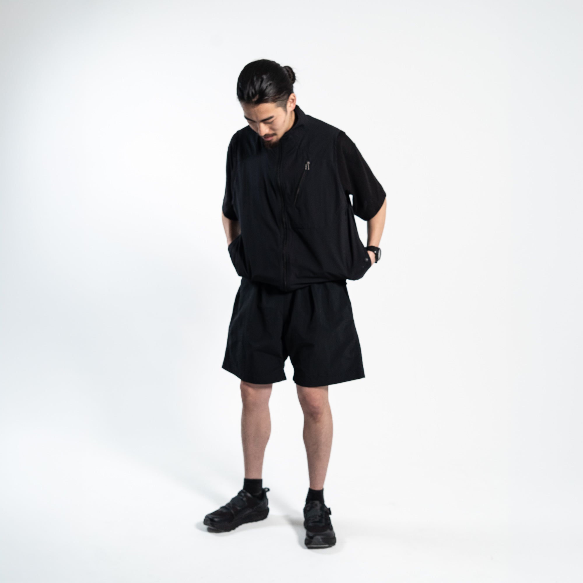 Trail Wide Shorts｜街から夏の稜線まで歩くワイドショーツ – AshTrail